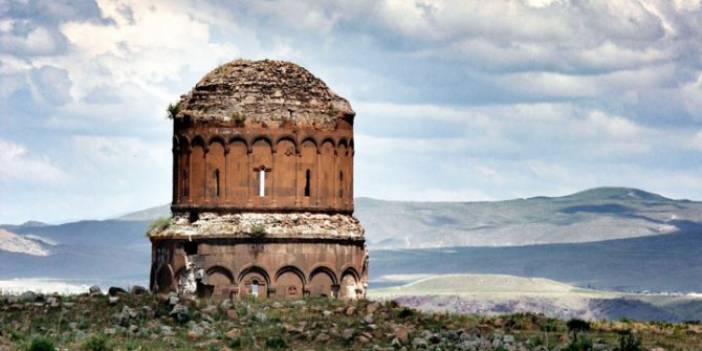 Kars Doğumlu Ünlüler