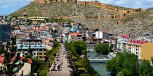 Bayburt Doğumlu Ünlüler