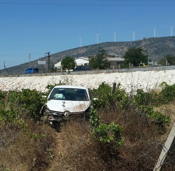 Didim’de Yoldan Çıkan Aracın Sürücüsü Yaralandı