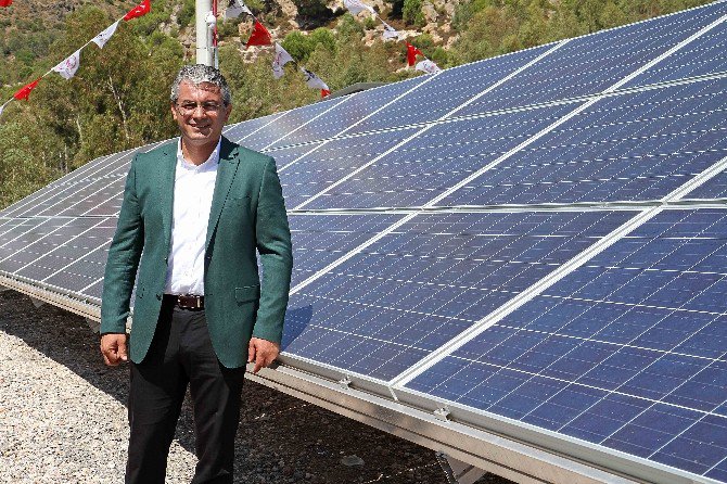 Karşıyaka Enerjisini Güneşten Alıyor