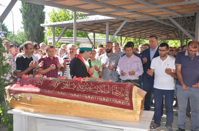 Kartal Belediyesi Personeli Hıdır Doğan Son Yolculuğuna Uğurlandı
