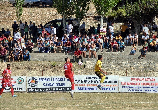 Torosların Zirvesinde Futbol Şöleni