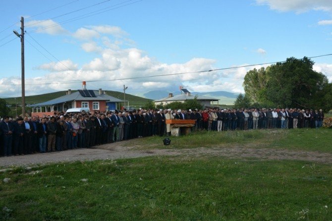 Ardahan Belediye Başkanı Faruk Köksoy’un Baba Acısı