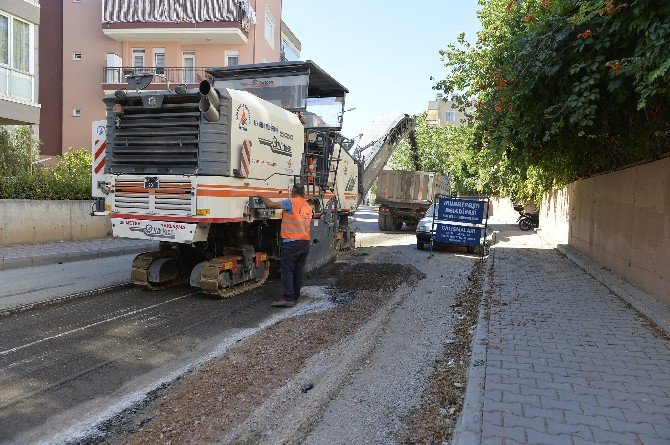 Muratpaşa Belediyesi Yol Ve Kaldırım Çalışması Başlattı