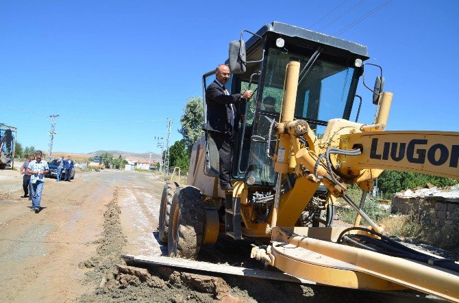 Başkan Gülcüoğlu Sıcak Asfalt Hazırlıklarını İnceledi