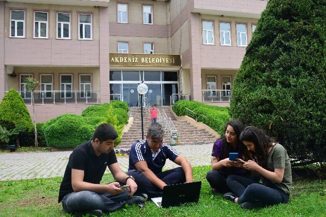 Akdeniz Belediyesi’nden Parklarda Ücretsiz İnternet Hizmeti