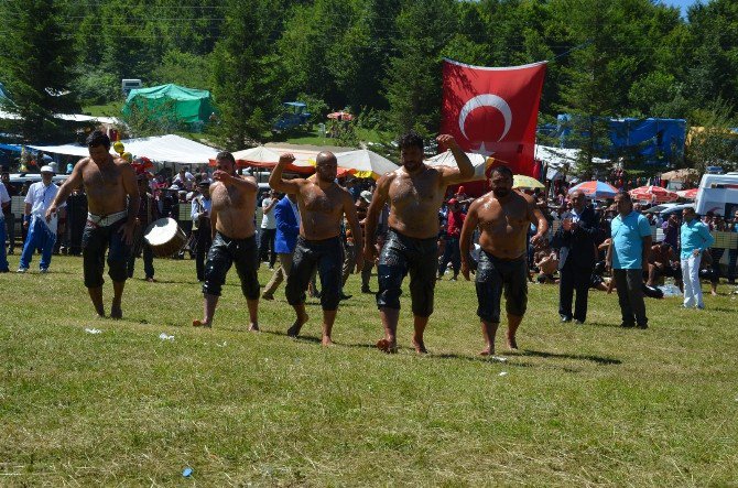 Pelitözü Kızılot Yayla Şenlikleri