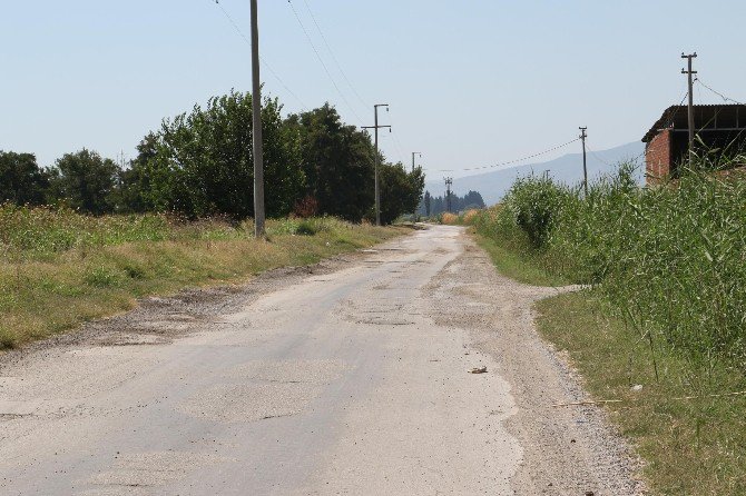 Büyükşehir, Saruhanlı Paşaköy Bağlantı Yolunu Programına Aldı