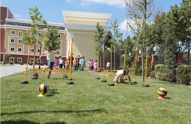 İaü Çocuk Üniversitesi Yaz Okulu Başlıyor