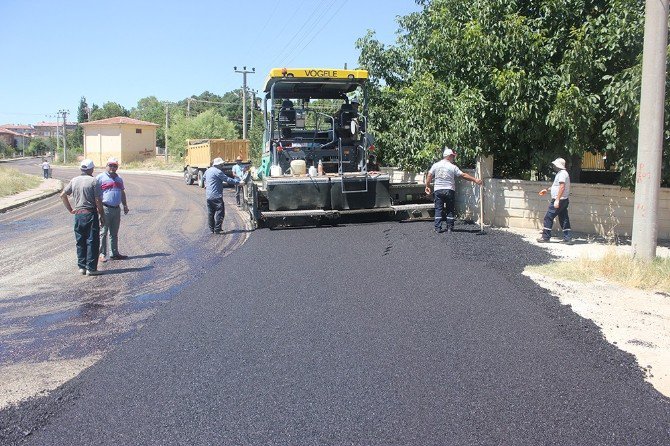 Dinar’da Asfalt Serimi Sezonu Açıldı