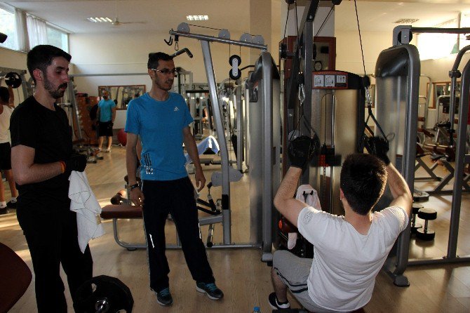 Fitness Salonu’na Yoğun İlgi