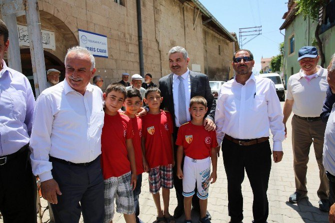 Başkan Çelik, Sel Mağduru Yeşilhisar’ı Ziyaret Etti