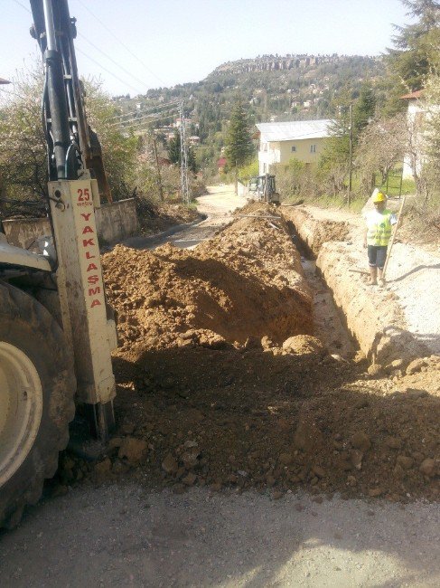 Meski’nin İçme Suyu Çalışmaları Çamlıyayla’da Devam Ediyor