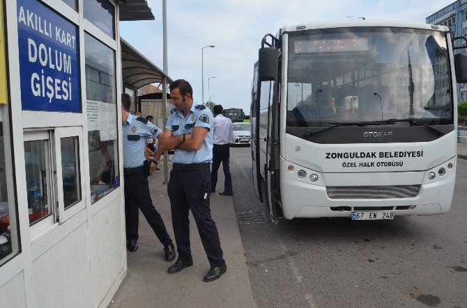 Halk Otobüslerine Ve Bilet Gişesine Giren Hırsızlar Bin Lirayla Kayıplara Karıştı