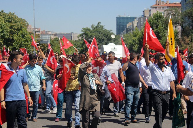 Başkent Sokaklarında Mehter Marşı Sesleri