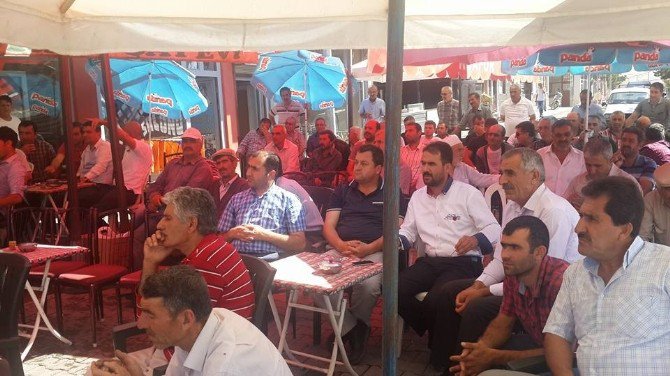 Ahlat’ta Demokrasi Nöbeti Devam Ediyor