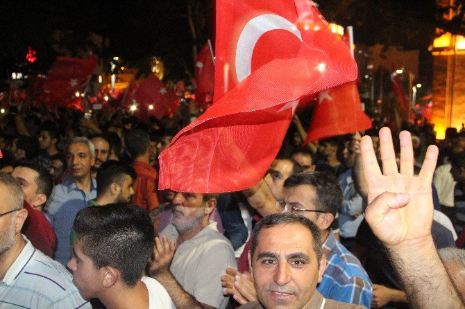 Elazığ’daki Yetkililerden Darbe Açıklaması