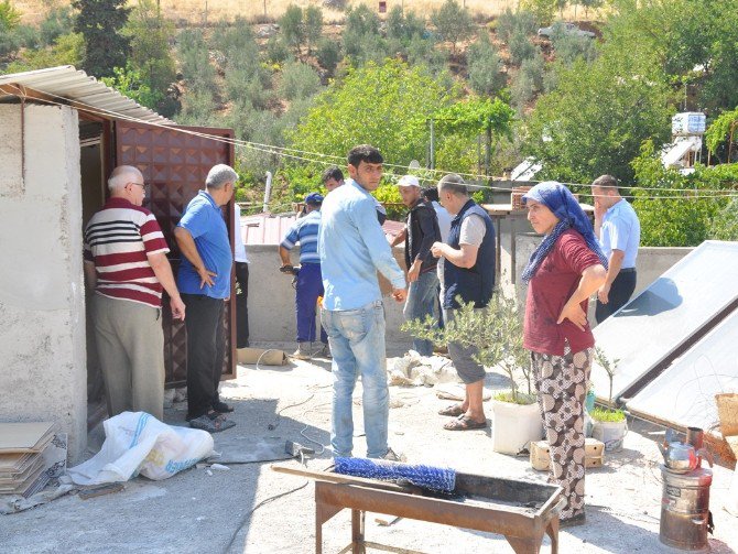 İslahiye Kaçak Yapıldığı Belirtilen Ev Yıkıldı