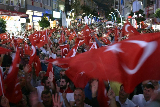 Gümüşhane’de ‘Milli İradeye Sahip Çıkma’ Etkinliği Düzenlendi