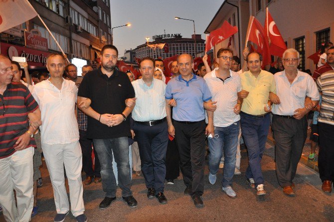 Balıkesir’de Demokrasi Yürüyüşü