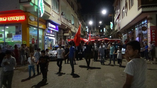 İspir’de Vatandaşlar Sokağa Döküldü