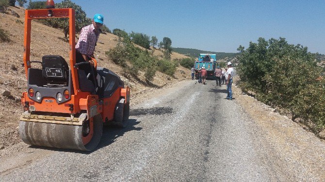 Büyükşehir’den Mahalleleri Birbirine Bağlayan Asfalt