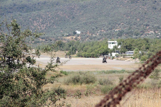 Askerler Darbecilerin Helikopterlerine Yakıt Vermemek İçin Tankerlerin Lastiklerini Patlattı