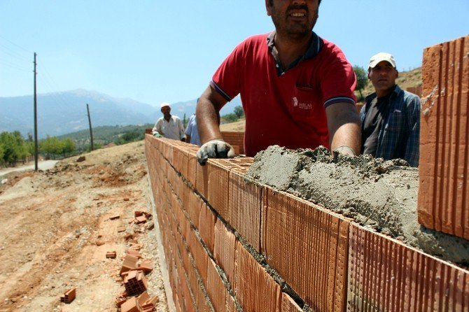 Alaşehir Belediyesi Hizmet Atağını Sürdürüyor