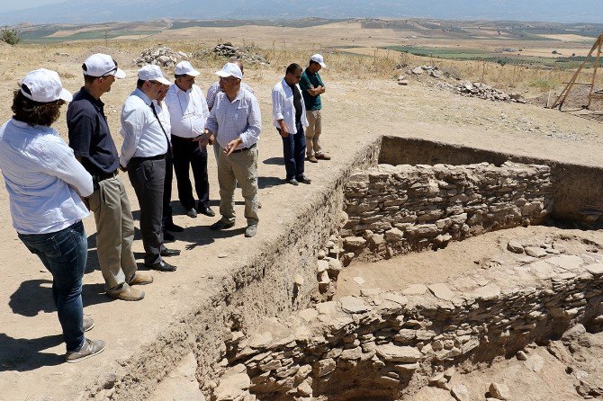 Dört Bin Yıllık Kaymakçı’da Kazılar Sürüyor