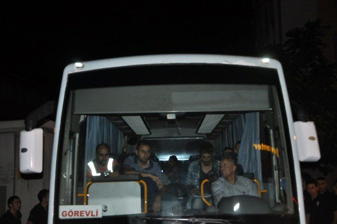 Gebze’de 15 Hakim Ve Savcı Tutuklandı