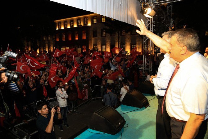 Malatya’nın Demokrasi Nöbeti Sürüyor