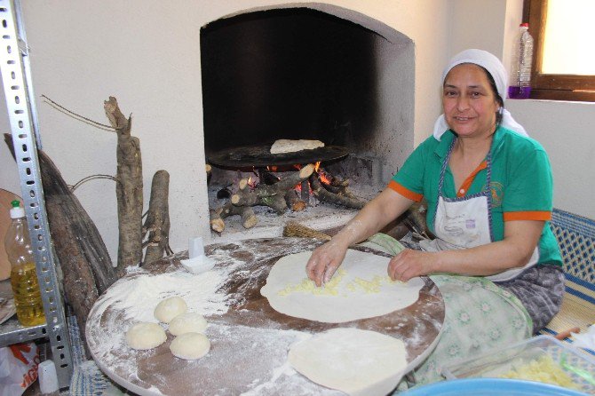 Bazlama Ve Yufka Restoranların Olmazsa Olmazı Oldu