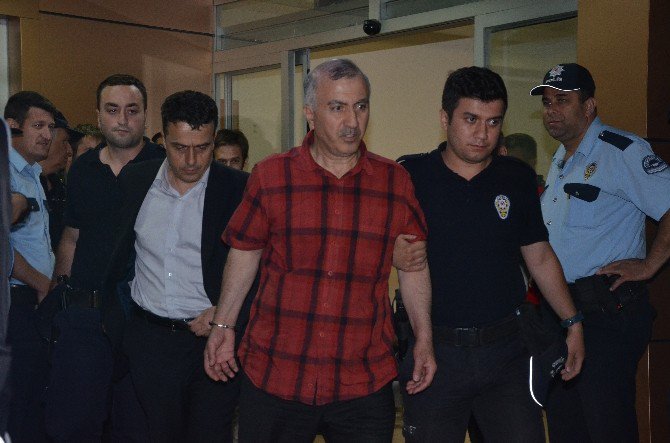 Eskişehir’de Tümgeneral Semiz İle Birlikte 5 Komutan Tutuklandı