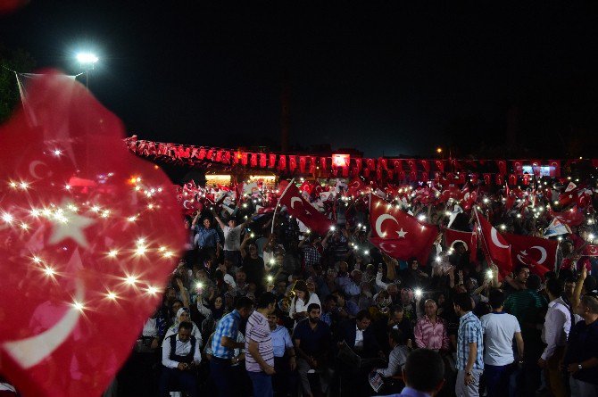 Başkan Okay: “Demokrasi Nöbeti İkinci Bir Emre Kadar Sürecek”