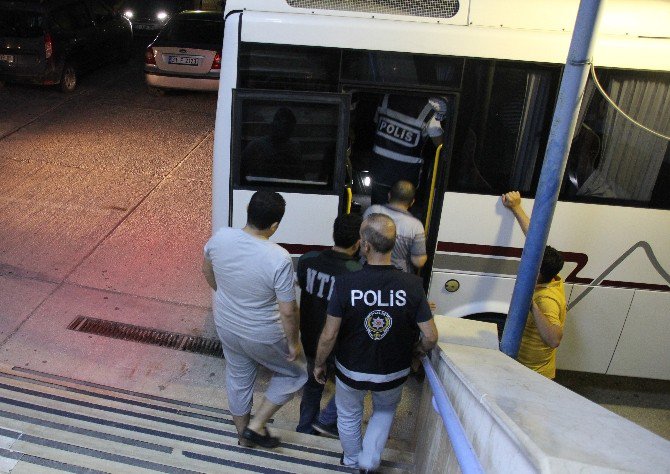 Hatay’da 21 Hakim Ve Savcı Tutuklandı