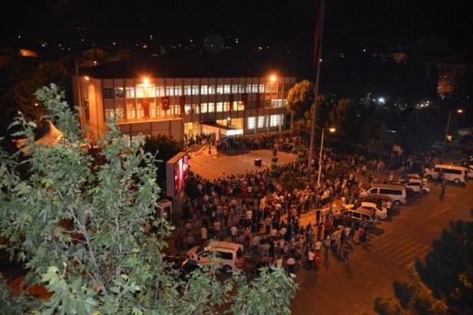 Gediz’de Demokrasi Yürüyüşü