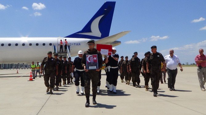 Şehit Polis Memuru Mustafa Serin Doğum Gününde Toprağa Verildi