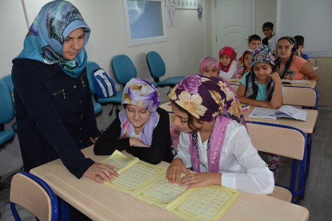 Hanım Lokalleri Öğrencileri Ağırlıyor