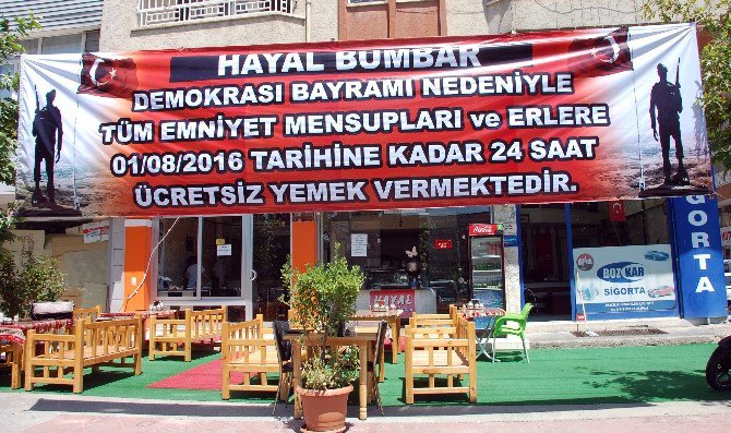 Adıyamanlı Esnaftan, Polis Ve Askere Ücretsiz Yemek