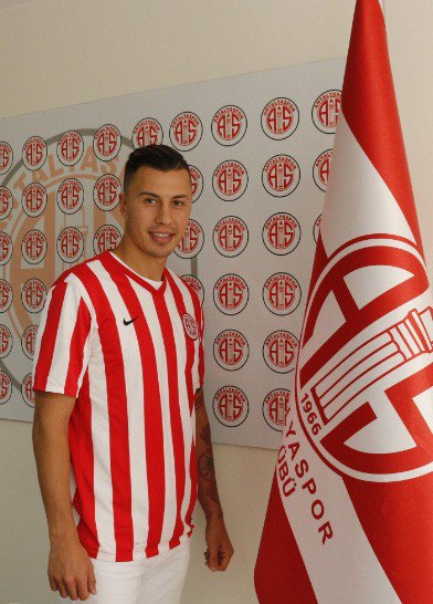 Antalyaspor, Emre Güral İle İki Yıllık Sözleşme İmzaladı