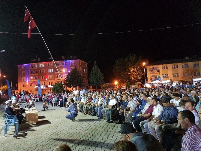 Vezirköprü’de Demokrasi Nöbeti