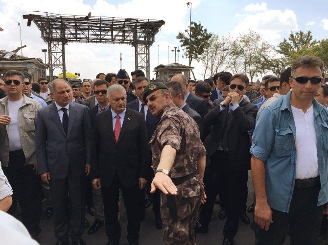 Başbakan Yıldırım Özel Harekat Daire Başkanlığı’nda İncelemelerde Bulundu