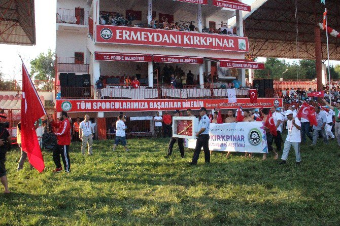 655. Tarihi Kırkpınar Yağlı Güreşleri Resmi Törenle Başladı