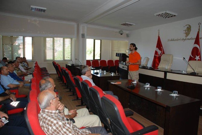 Bergama’da Tem Ekipleri Tarafından Terör Konferansı