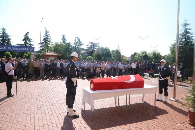 Kazada Hayatını Kaybeden Polis İçin Tören Düzenlendi