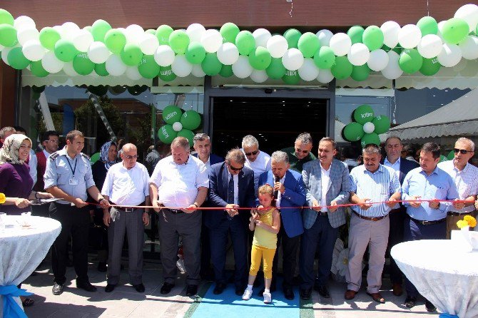 Kilim Mağazası’nın Sivas Caddesi Şubesi Dualarla Açıldı