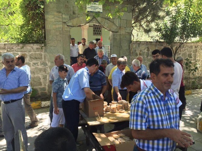 Vezirhan’da Demokrasi Şehitleri İçin Mevlid-i Şerif Okutuldu