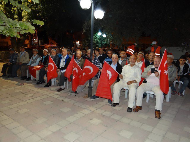 Gölpazarı’da Demokrasi Şehitleri İçin Mevlid-i Şerif Okutuldu