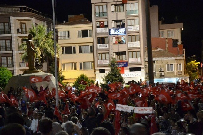 Biga’da Demokrasi Nöbeti