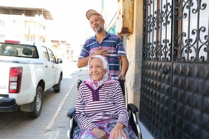 Manisa Büyükşehir, Ayşe Teyzenin Yüzünü Güldürdü